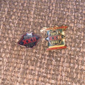 Super Bowl XXII Pins